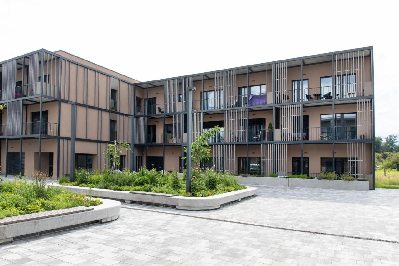 Apartments Poklukar בלד מראה חיצוני תמונה