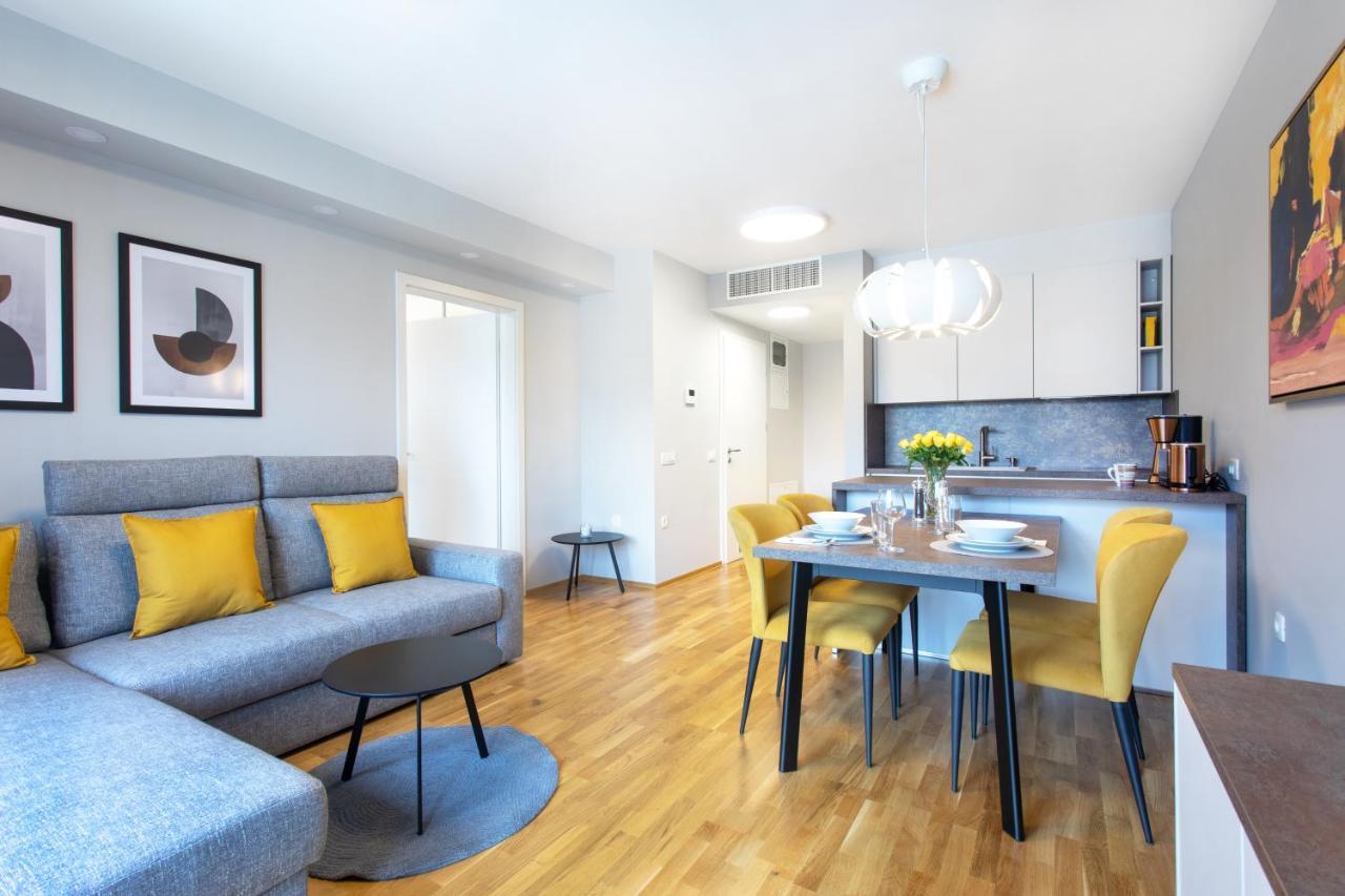 Apartments Poklukar בלד מראה חיצוני תמונה