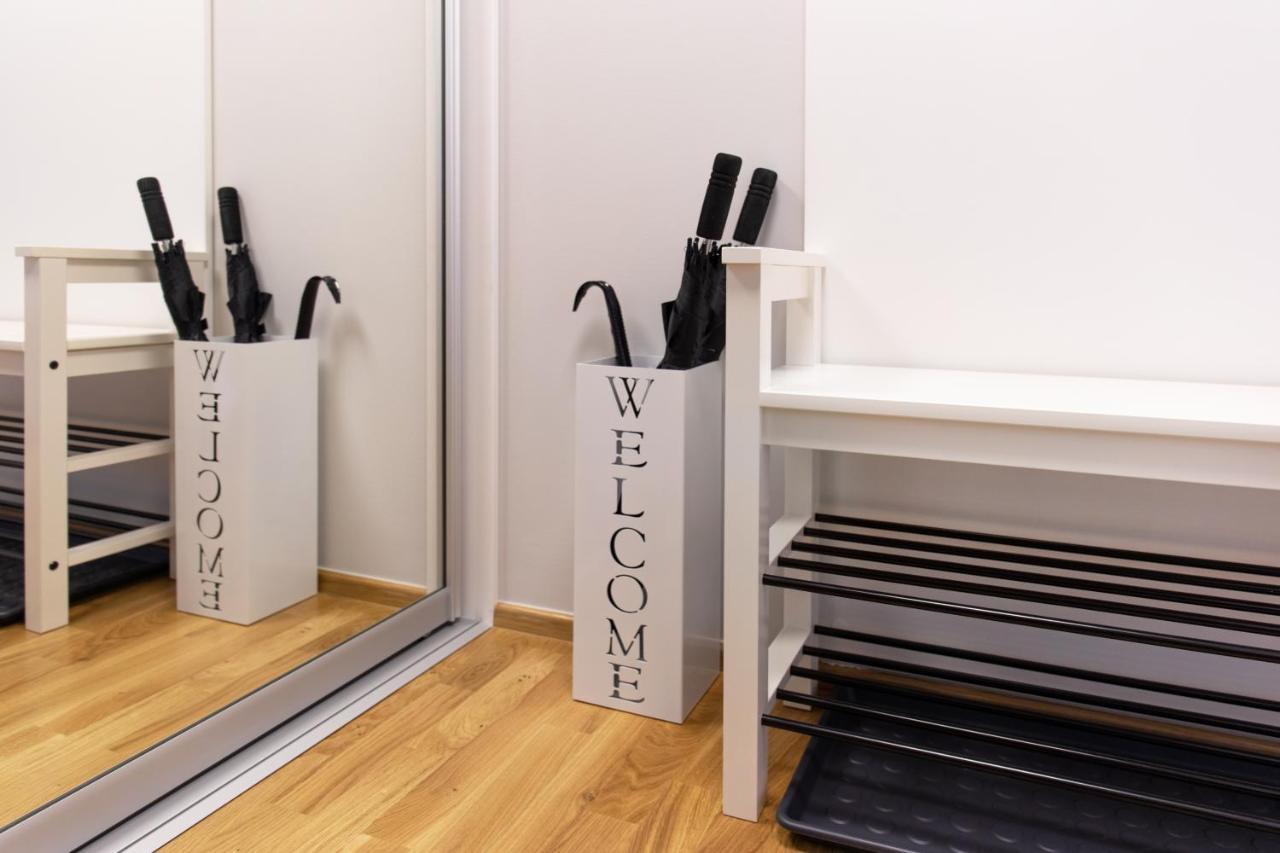 Apartments Poklukar בלד מראה חיצוני תמונה